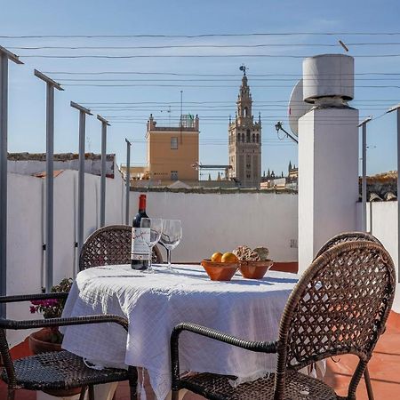 Apt. Casa Palacio Santa Cruz Cathedral Views - Seville Luaran gambar